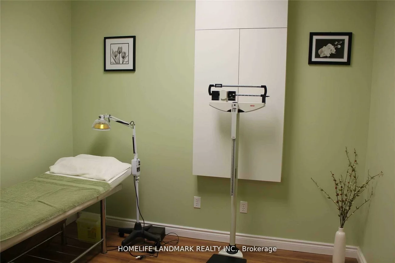 7130, Warden, Milliken Mills West, Markham