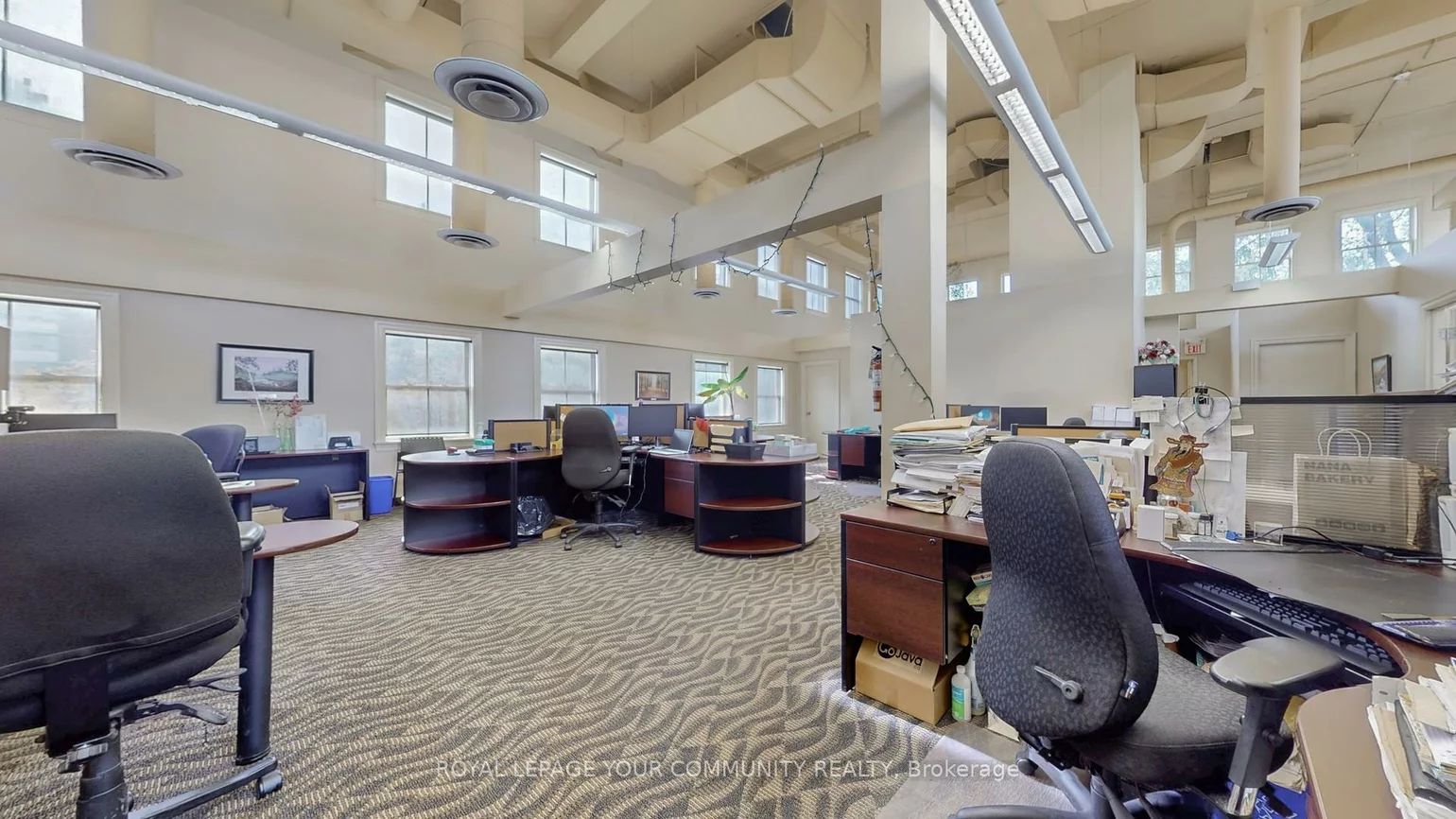 121, Robinson, Old Markham Village, Markham