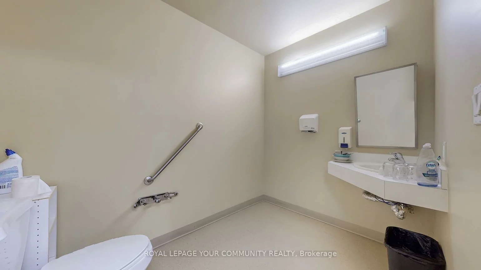 121, Robinson, Old Markham Village, Markham