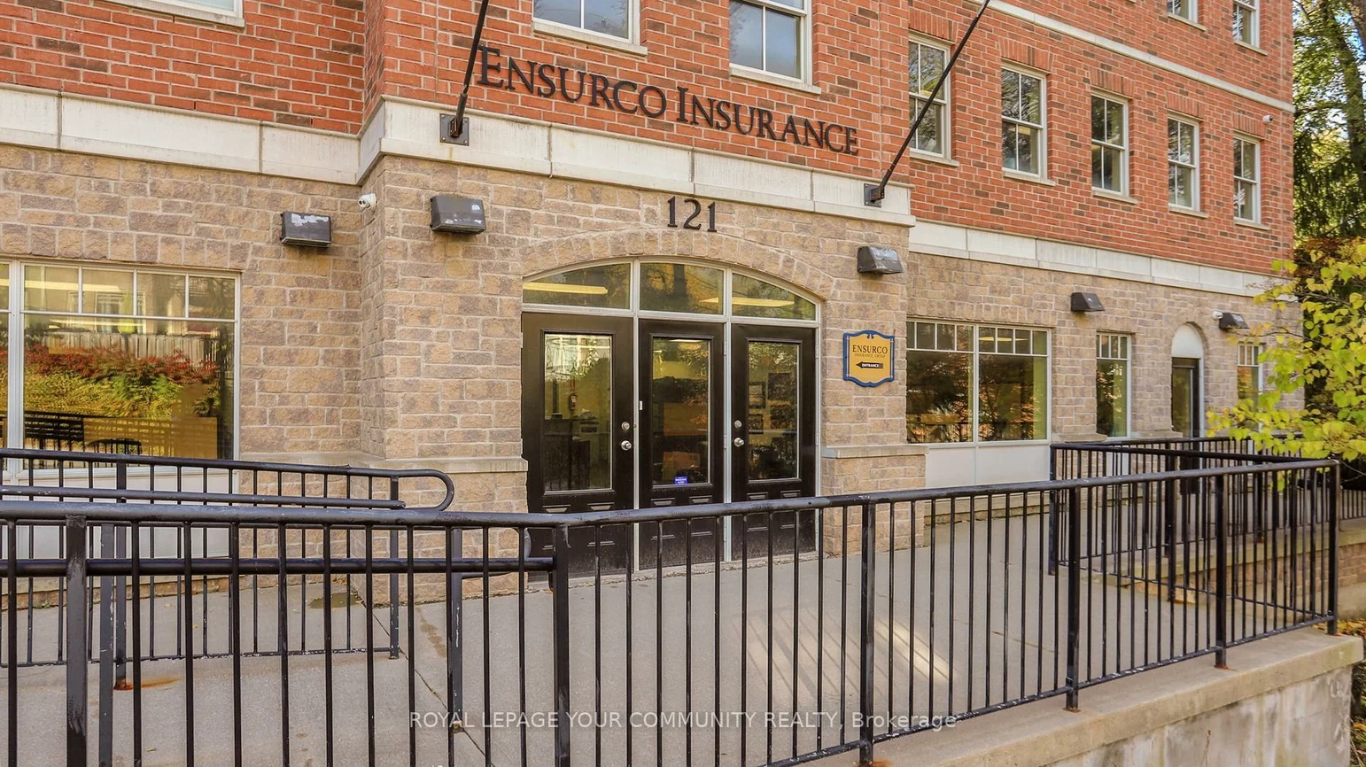 121, Robinson, Old Markham Village, Markham