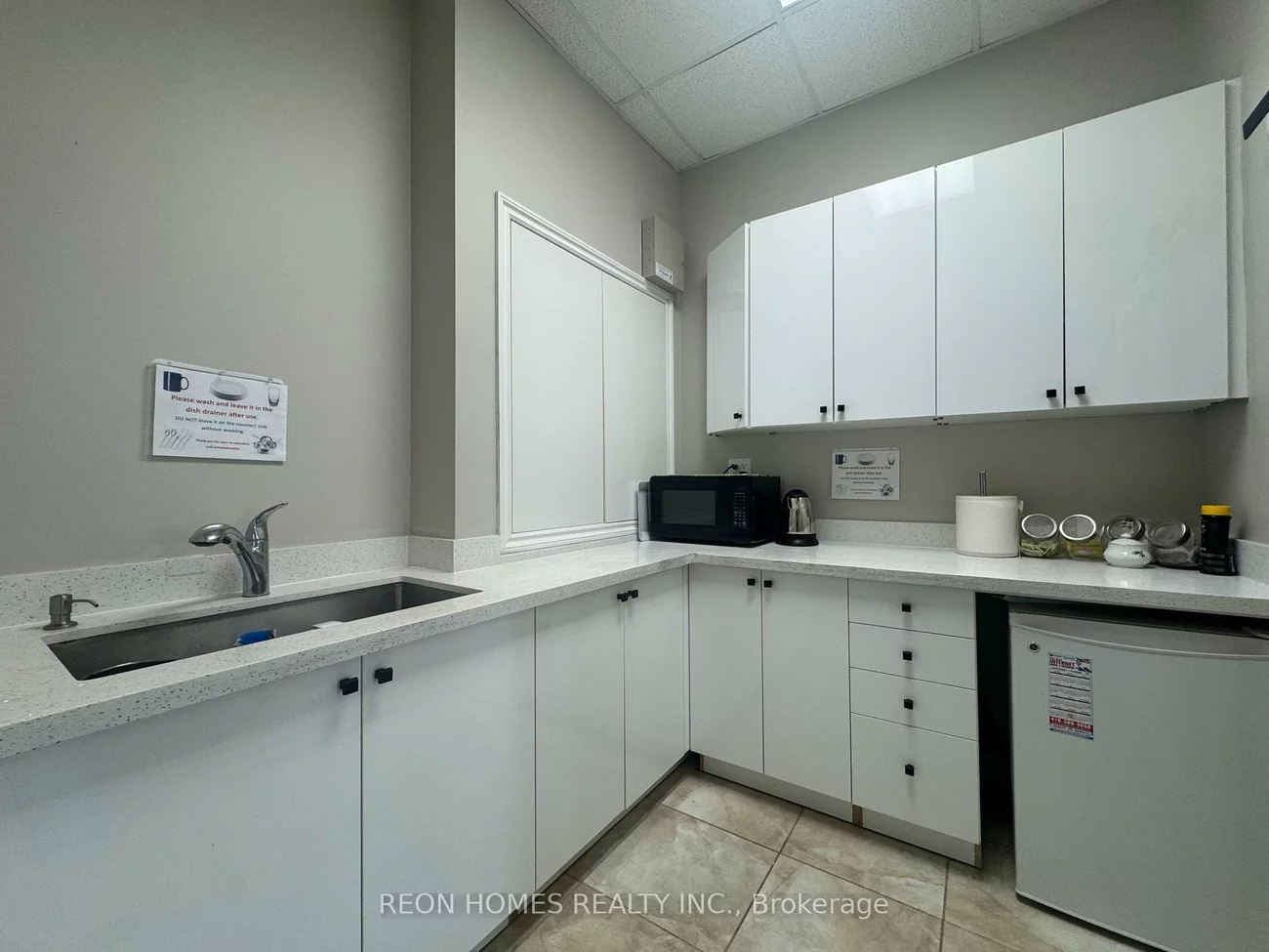 25, Karachi, Cedarwood, Markham