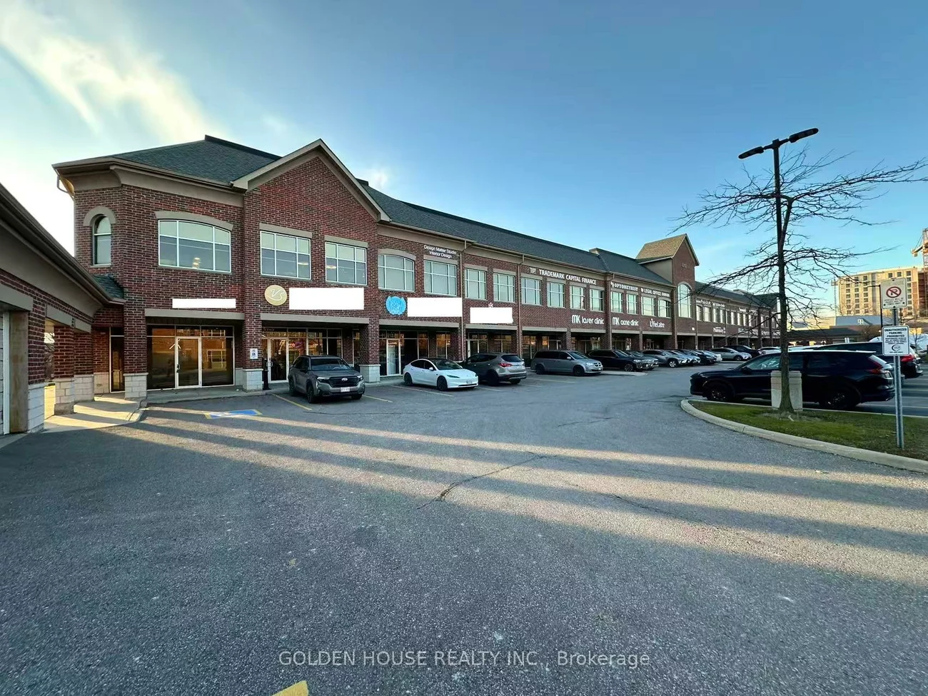 8787, Woodbine, Buttonville, Markham