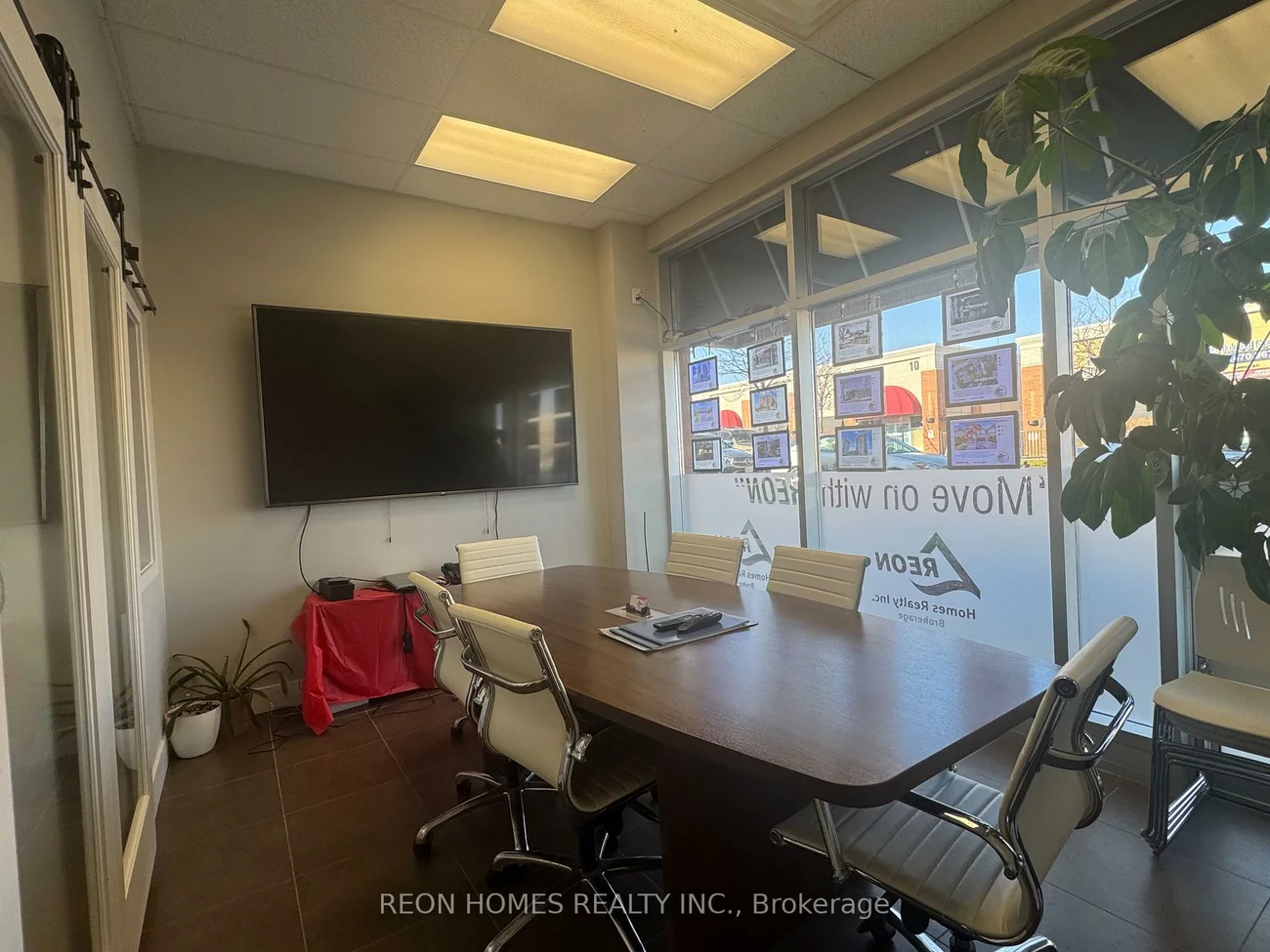 25, Karachi, Cedarwood, Markham