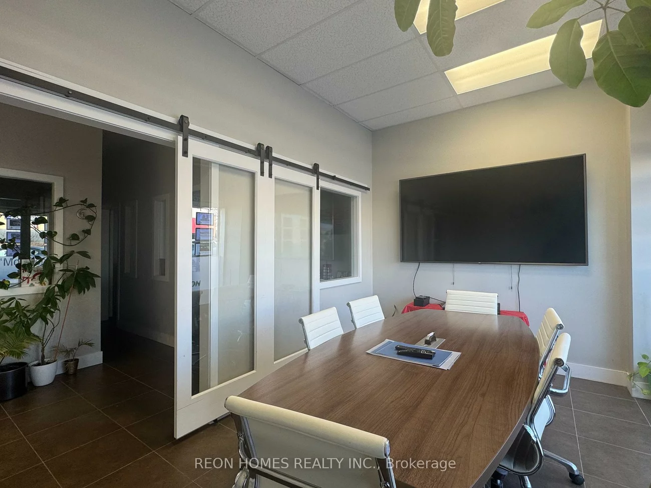 25, Karachi, Cedarwood, Markham