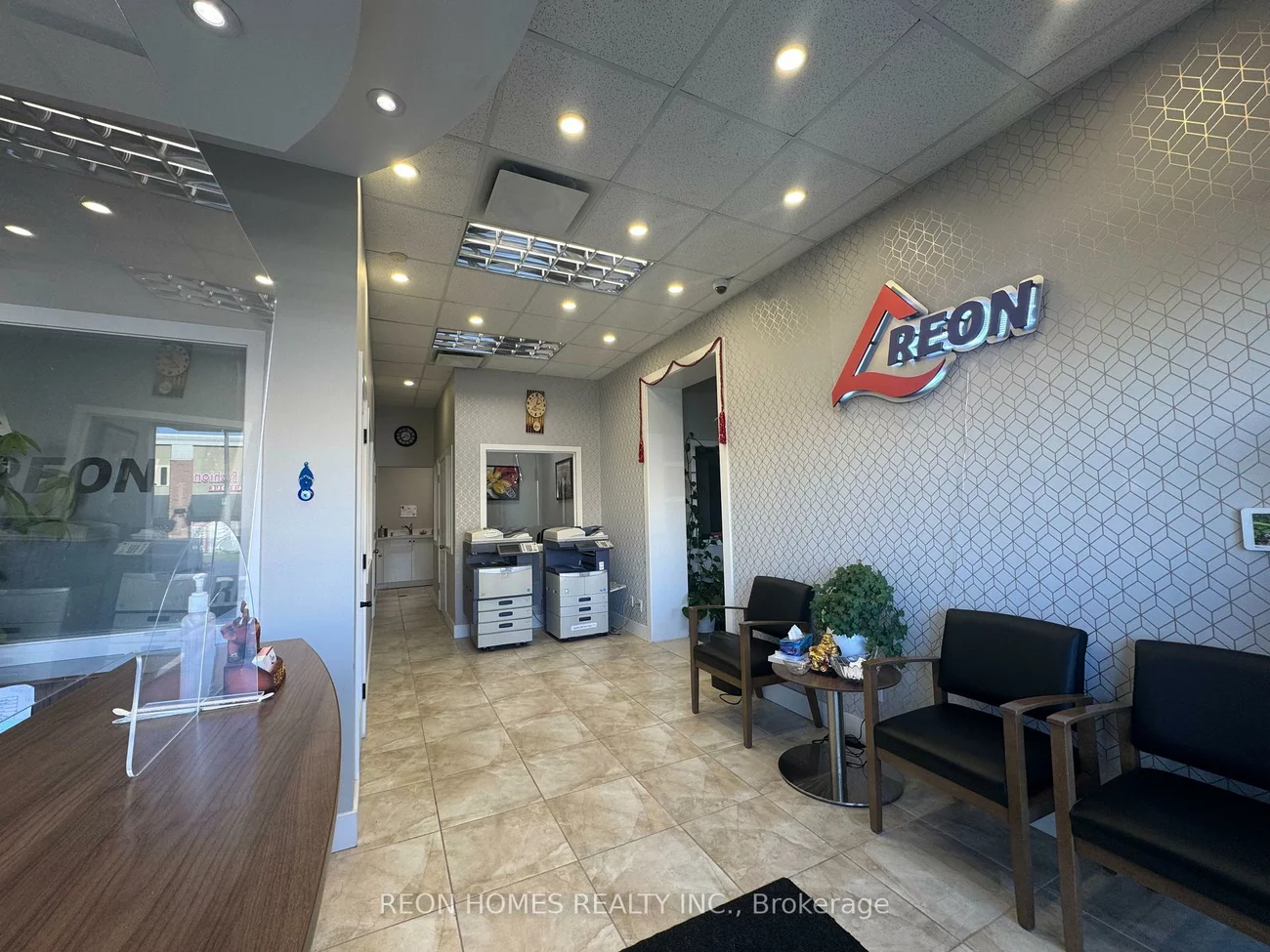 25, Karachi, Cedarwood, Markham