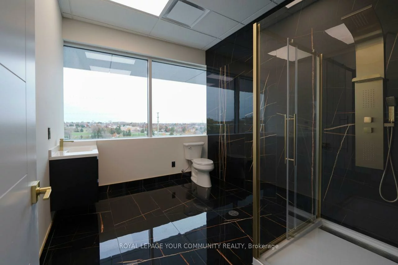 9390, Woodbine, Cachet, Markham