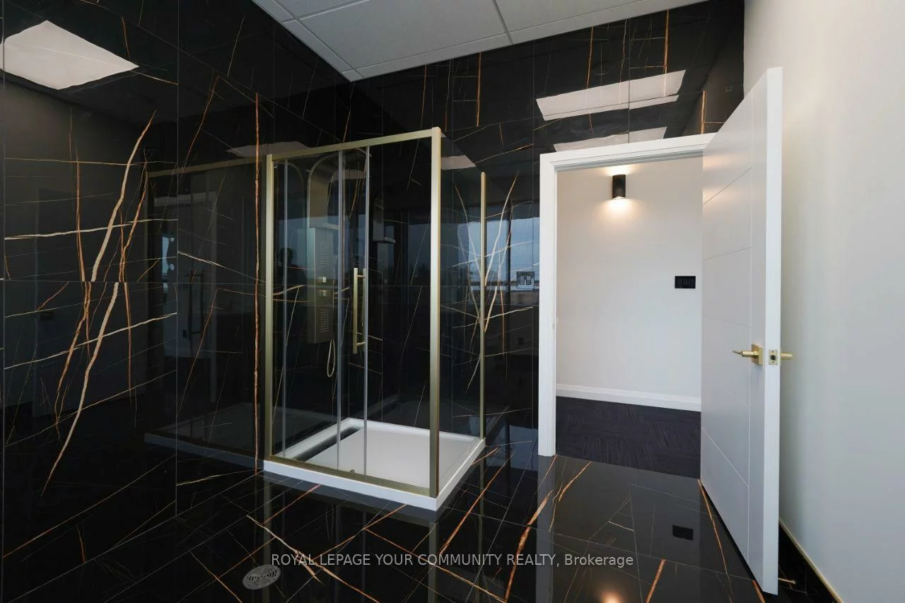 9390, Woodbine, Cachet, Markham