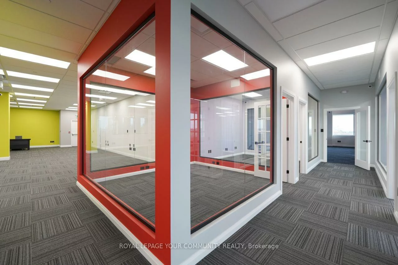 9390, Woodbine, Cachet, Markham