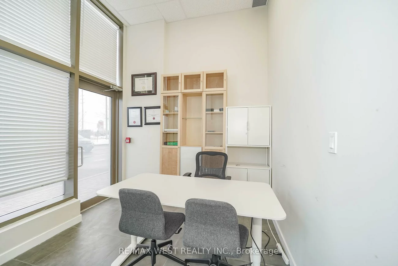 9560, Markham, Wismer, Markham