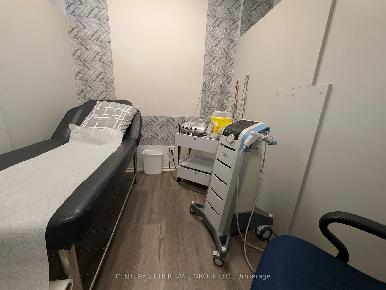 7191, Yonge, Thornhill, Markham