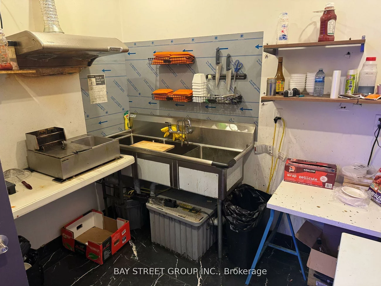 7181, Yonge, Thornhill, Markham