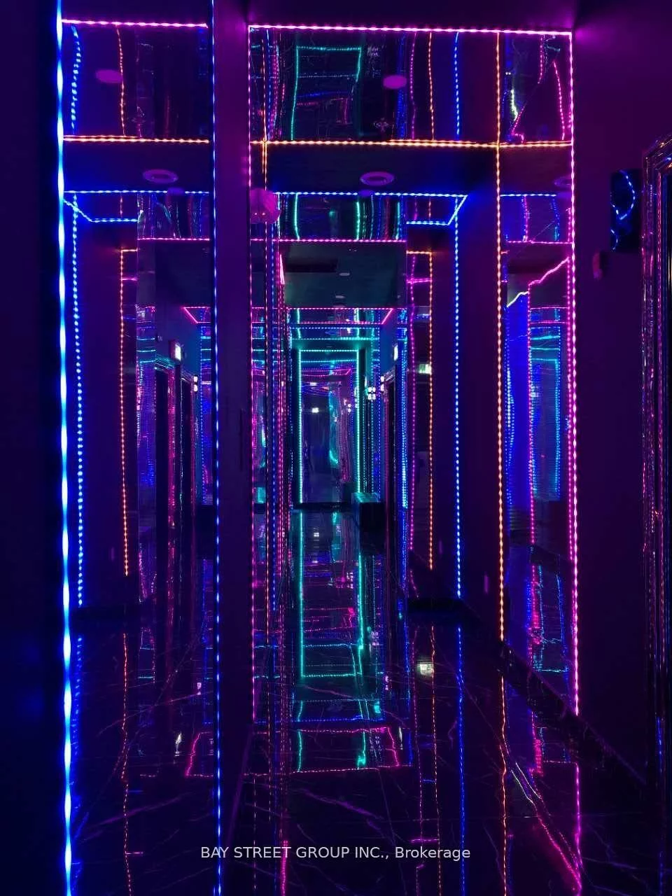 7181, Yonge, Thornhill, Markham