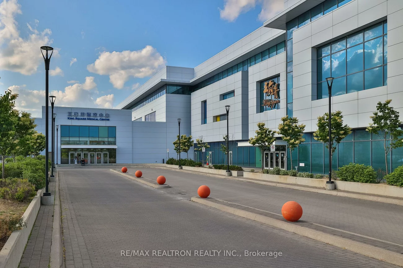 9390, Woodbine, Buttonville, Markham