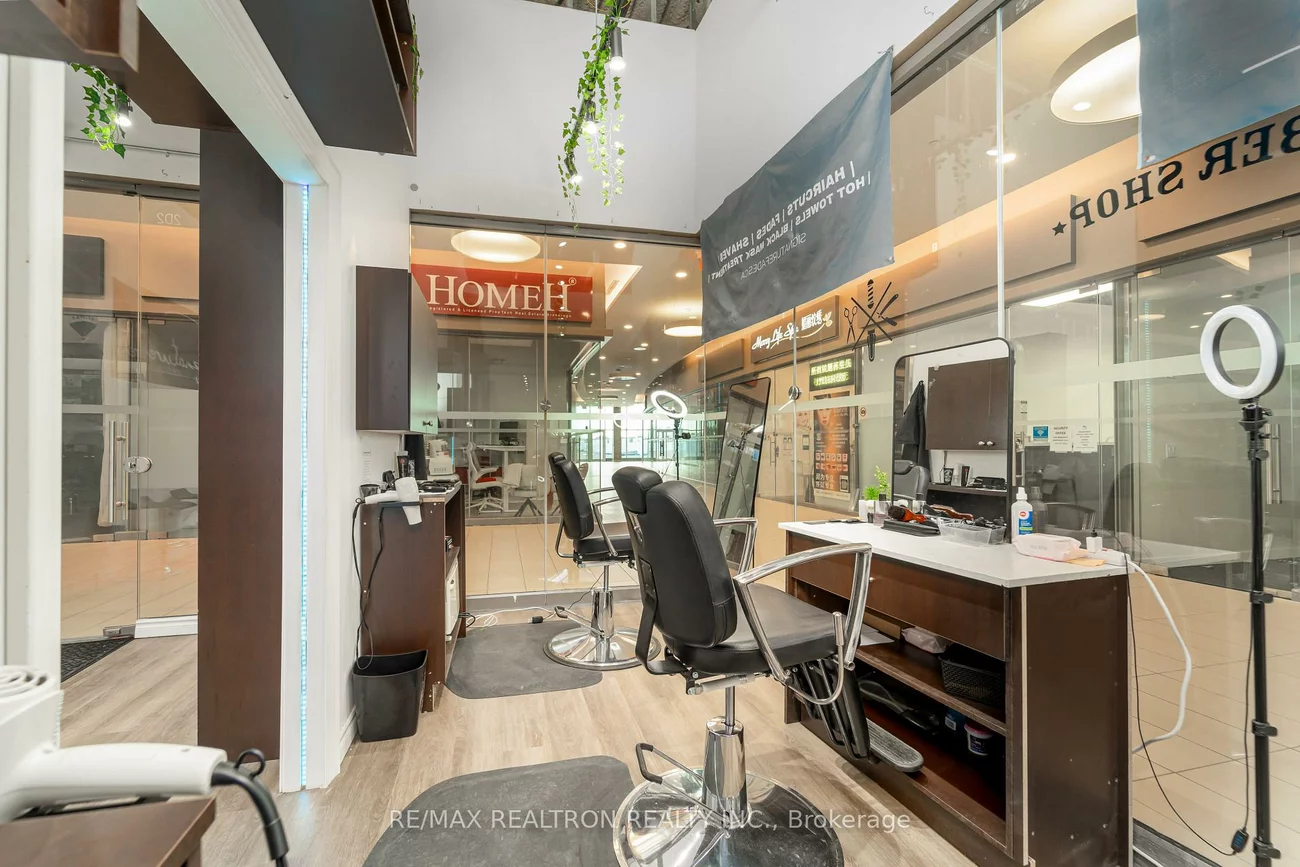 9390, Woodbine, Buttonville, Markham