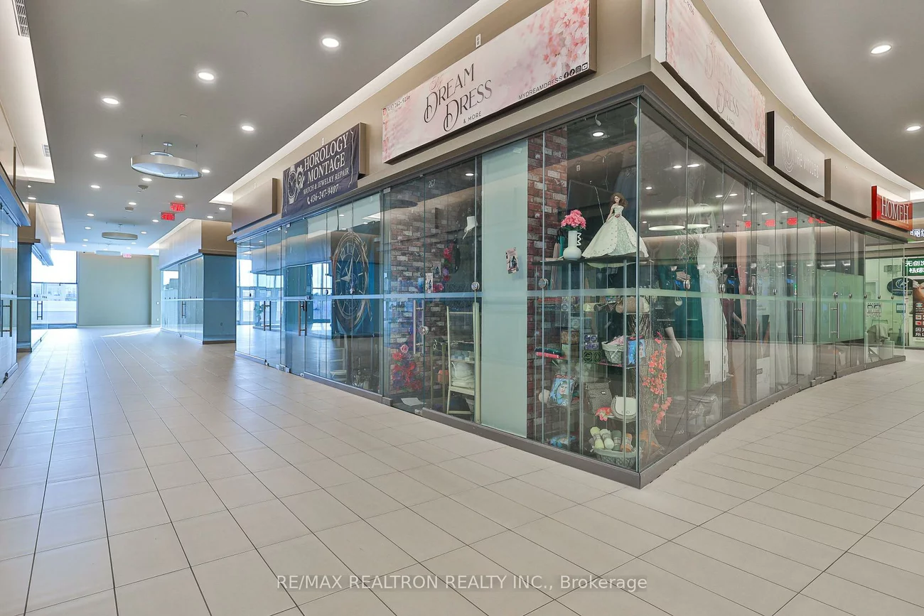 9390, Woodbine, Buttonville, Markham