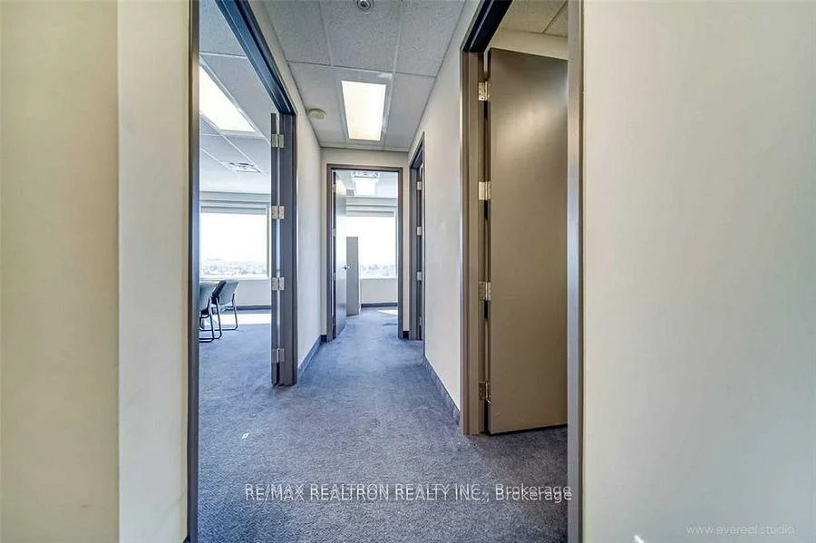 7191, Yonge, Thornhill, Markham