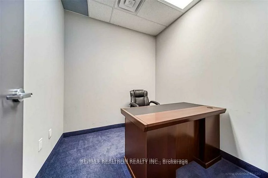 7191, Yonge, Thornhill, Markham