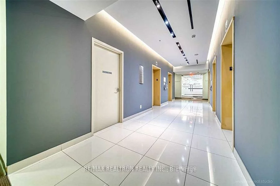 7191, Yonge, Thornhill, Markham