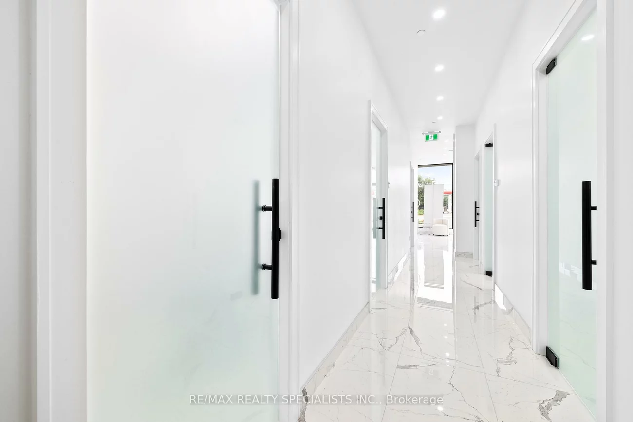 7097, Yonge, Grandview, Markham