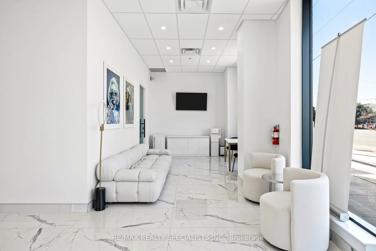 7097, Yonge, Grandview, Markham