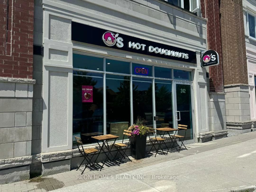 242, Copper Creek, Box Grove, Markham