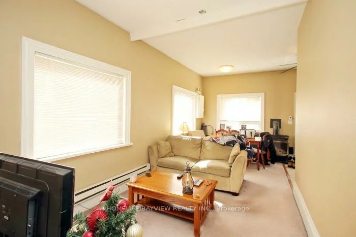 12, Centre, Old Markham Village, Markham