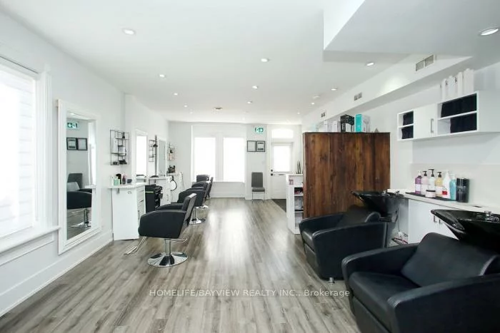 12, Centre, Old Markham Village, Markham