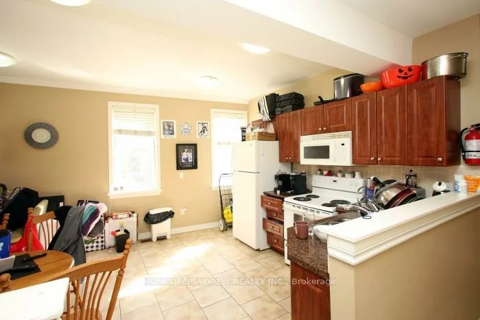 12, Centre, Old Markham Village, Markham