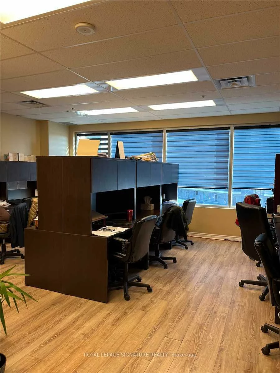 7191, Yonge, Thornhill, Markham