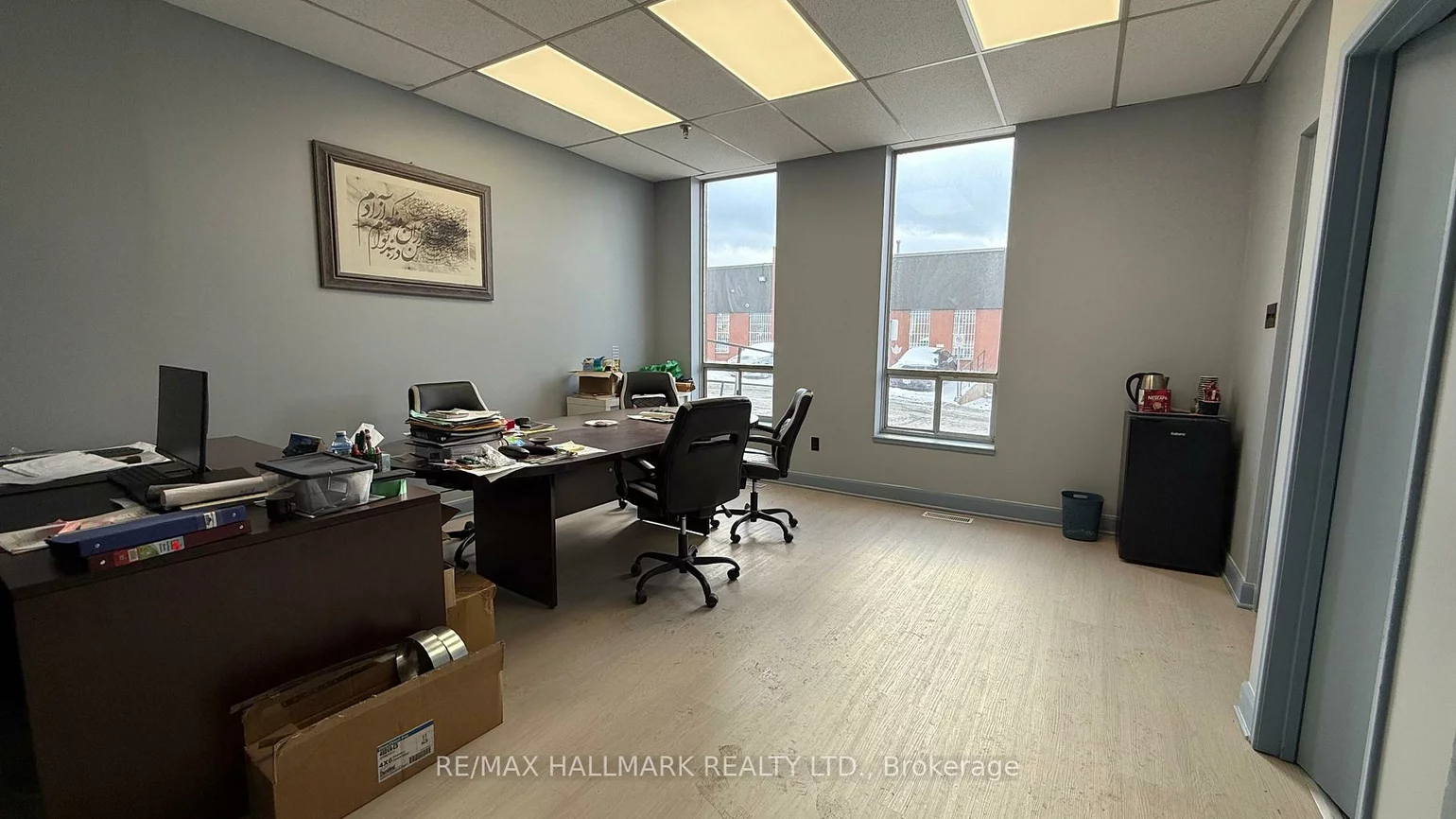 70, Don Park, Milliken Mills West, Markham