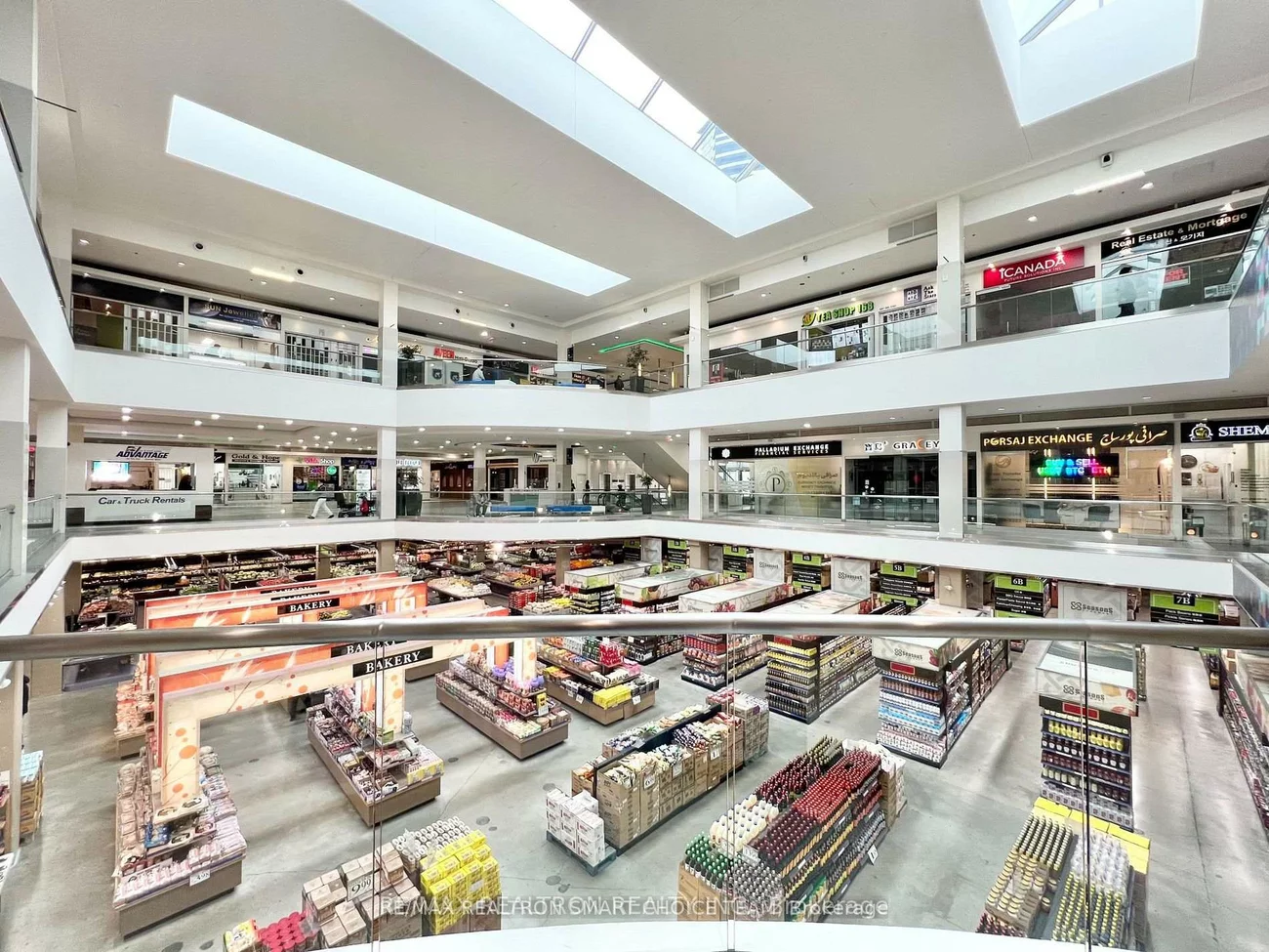 7181, Yonge, Thornhill, Markham