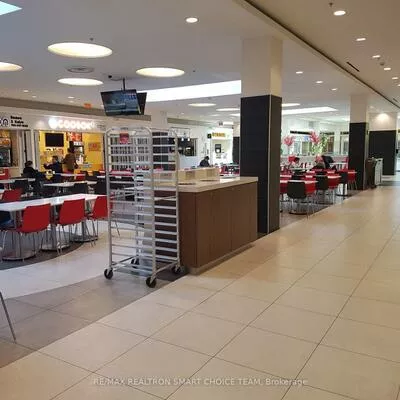 7181, Yonge, Thornhill, Markham