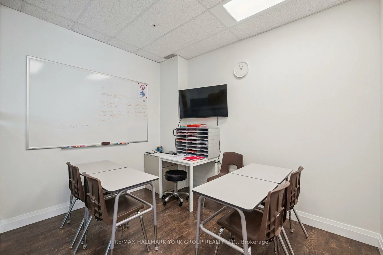 7191, Yonge, Thornhill, Markham