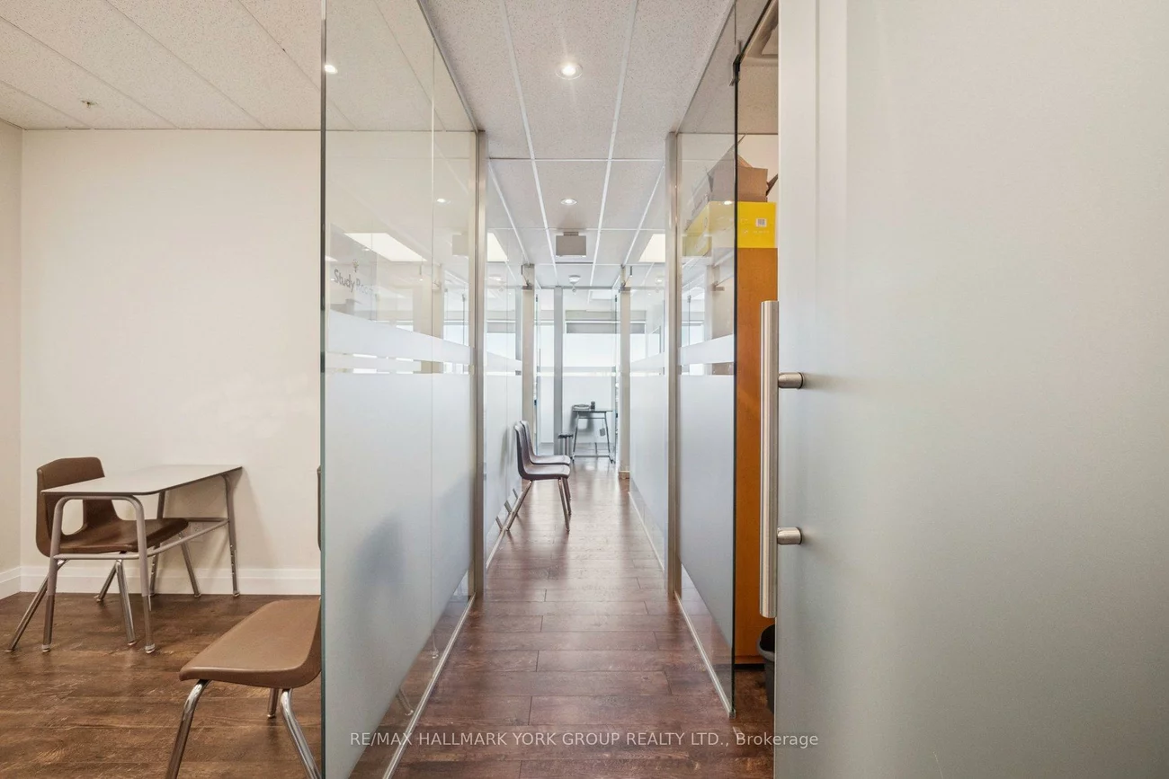 7191, Yonge, Thornhill, Markham