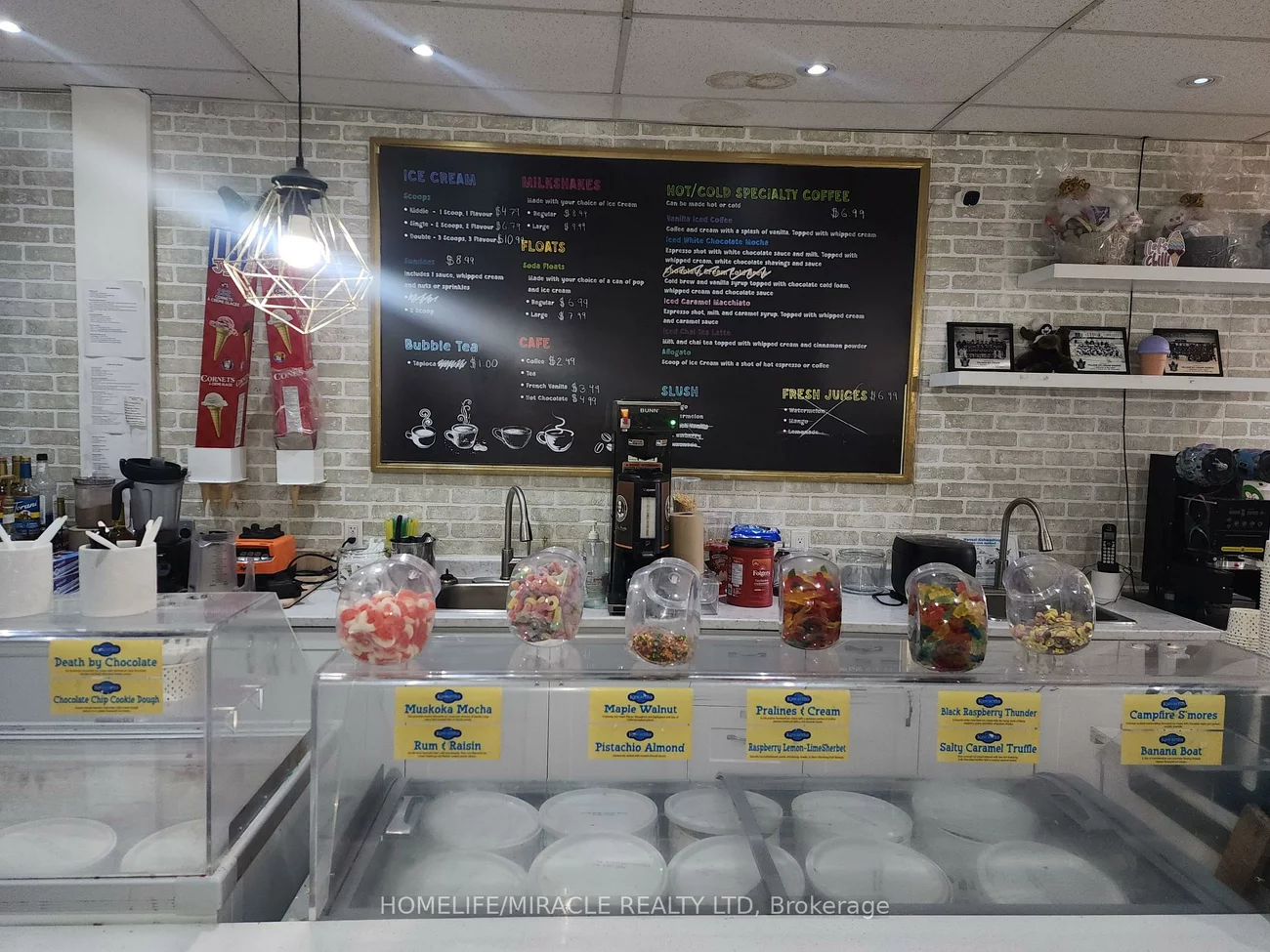 6605, Highway 7, Sherwood-Amberglen, Markham