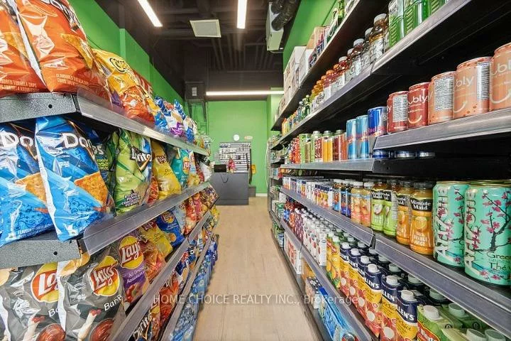 9560, Markham, Wismer, Markham