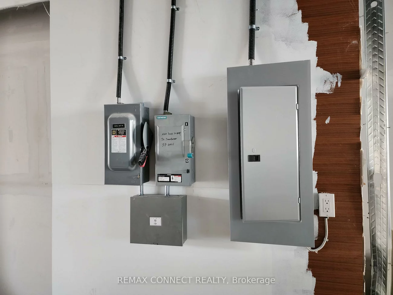 60, South Town Centre, Unionville, Markham