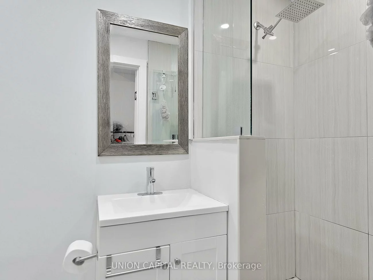 352, Main, Old Markham Village, Markham