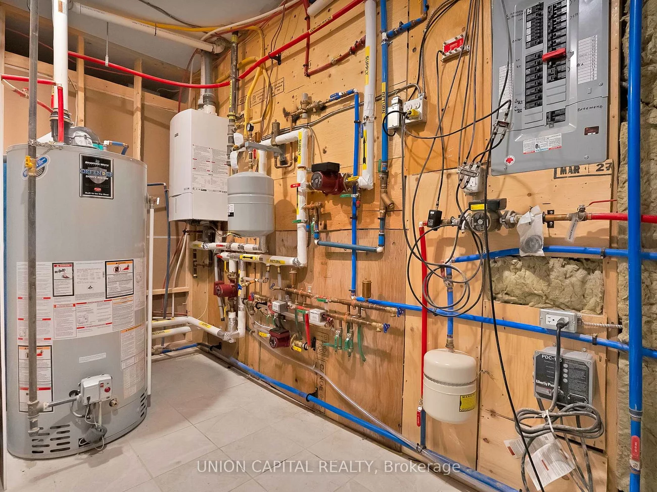 352, Main, Old Markham Village, Markham