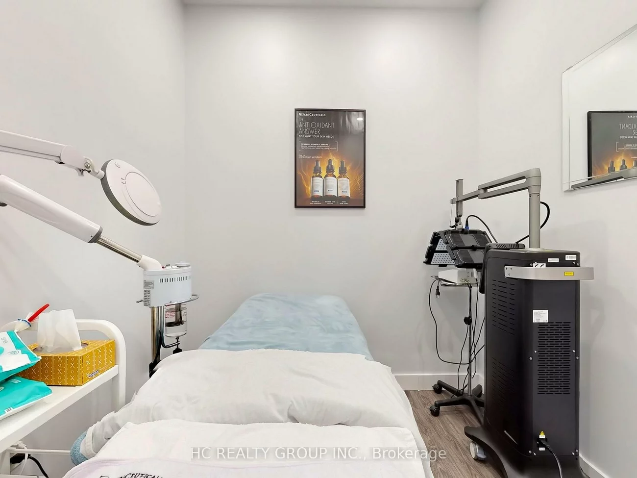 7181, Yonge, Grandview, Markham