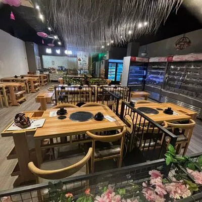 9390, Woodbine, Cachet, Markham