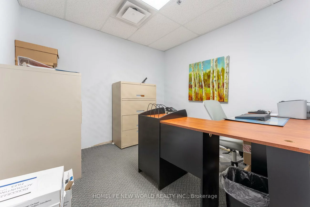 145, Royal Crest, Milliken Mills West, Markham