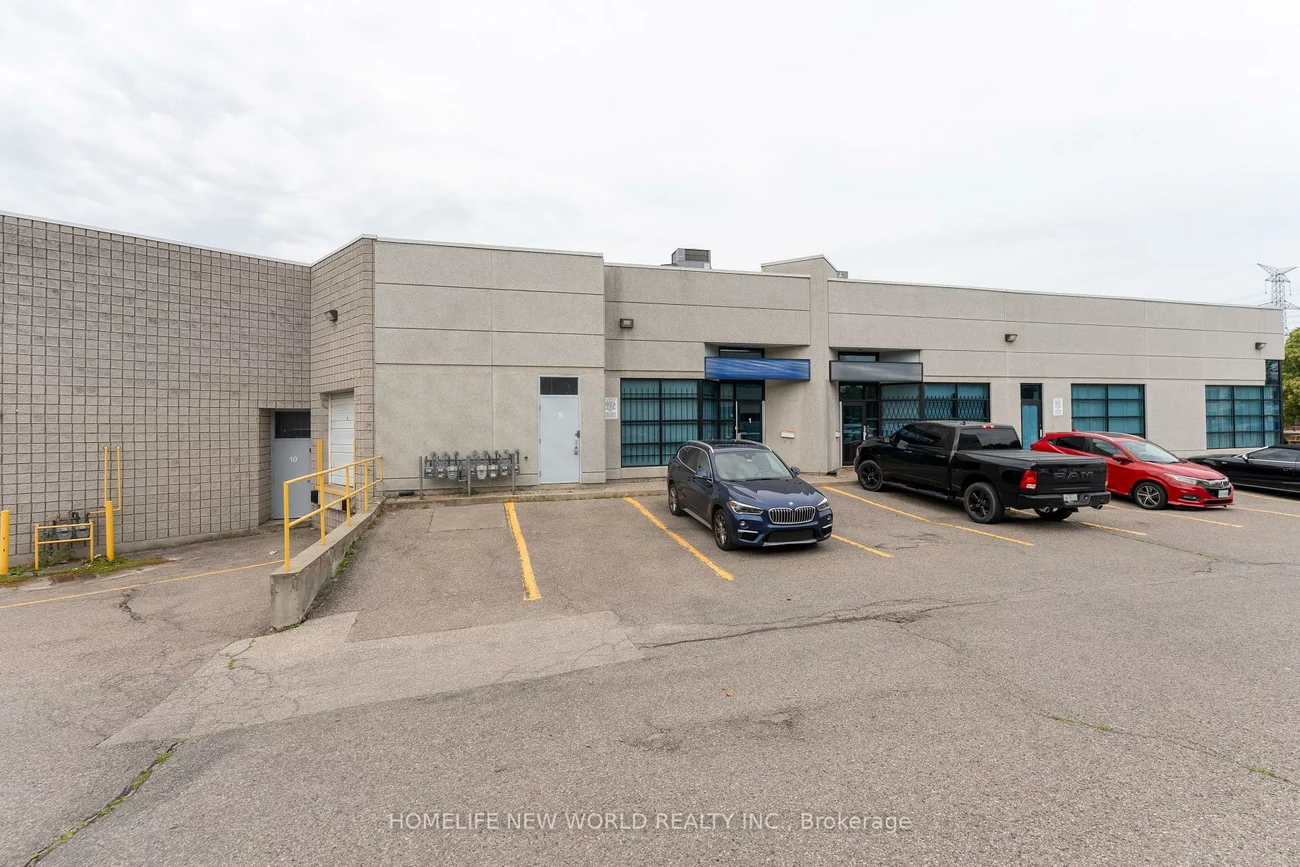 145, Royal Crest, Milliken Mills West, Markham