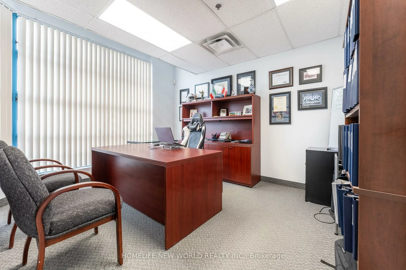 145, Royal Crest, Milliken Mills West, Markham