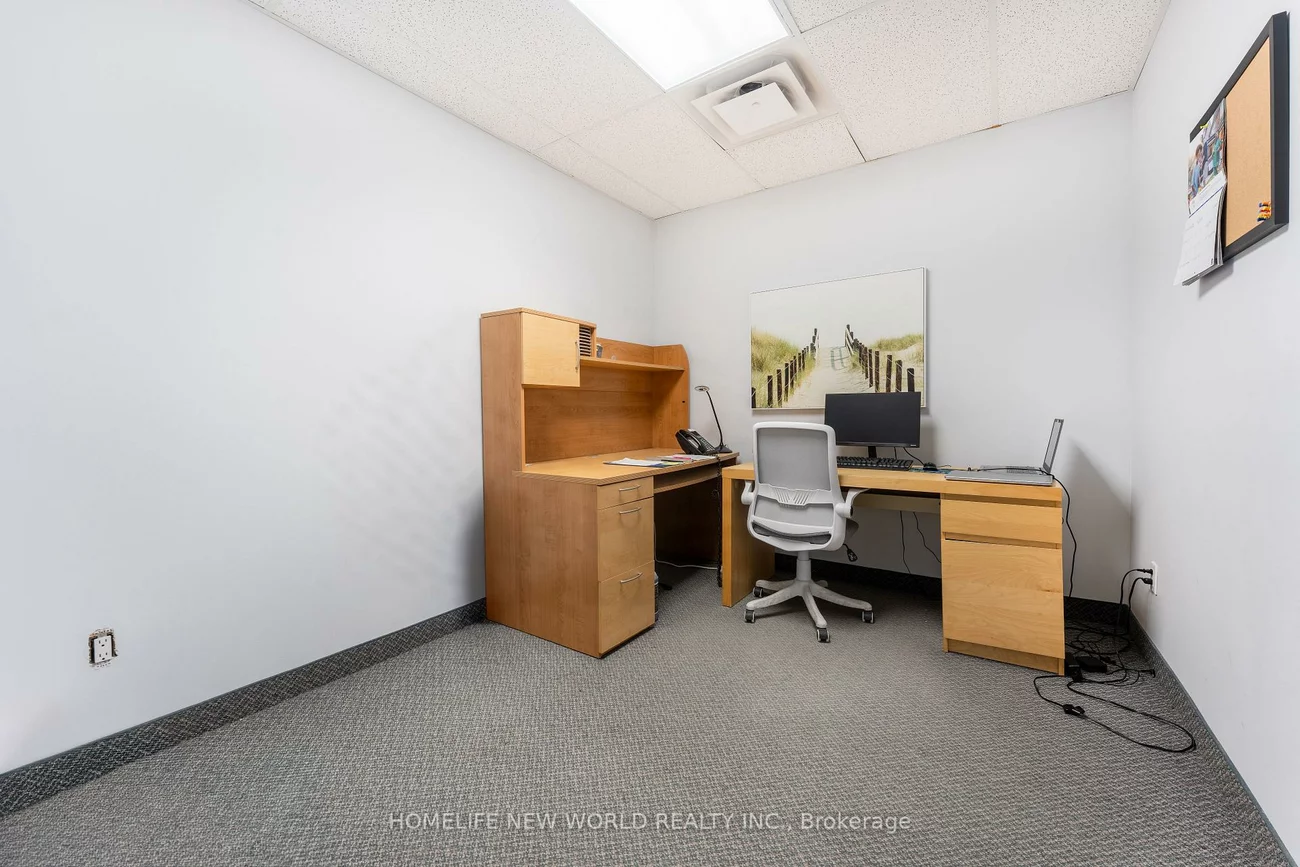 145, Royal Crest, Milliken Mills West, Markham