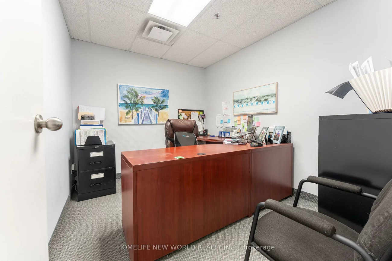 145, Royal Crest, Milliken Mills West, Markham