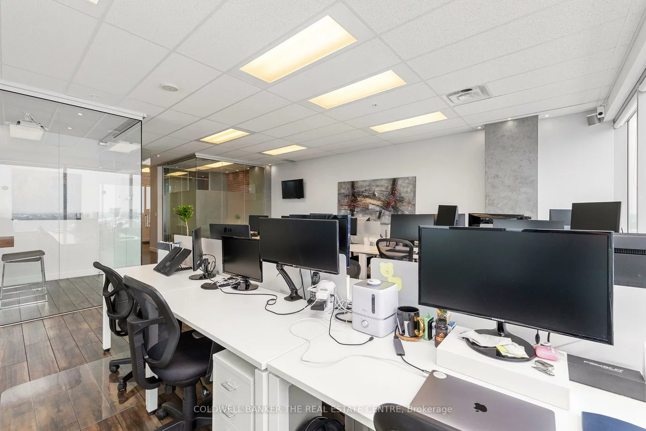 7191, Yonge, Grandview, Markham