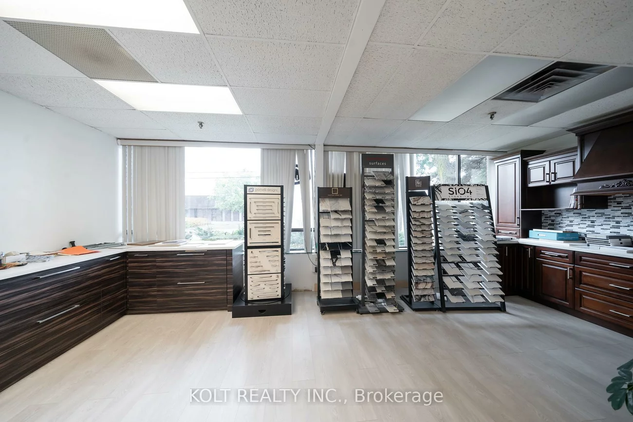 270, Esna Park, Milliken Mills West, Markham