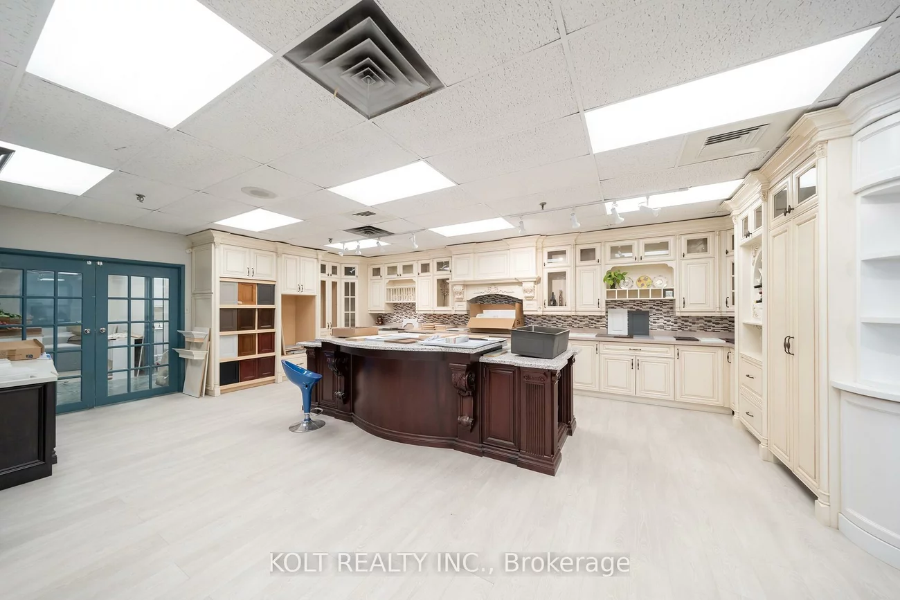 270, Esna Park, Milliken Mills West, Markham