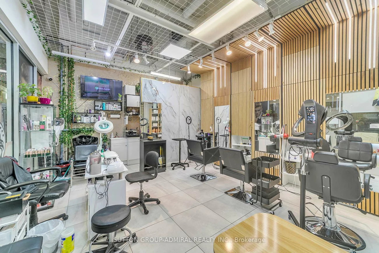 7181, Yonge, Grandview, Markham